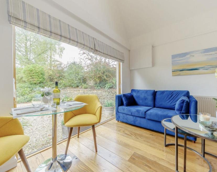 The Liss @ Piper House Apartman Cheltenham Kültér fotó